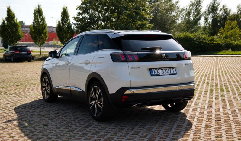 
								Peugeot 3008 full									
