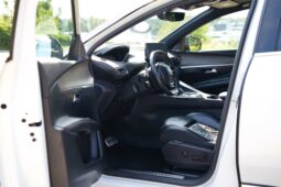 
										Peugeot 3008 full									