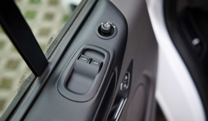 
								Ford Transit L1H1 full									