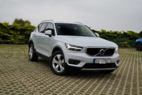 Volvo XC40