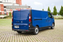 
										Opel Vivaro full									