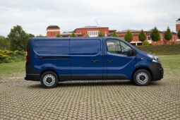 
										Opel Vivaro full									